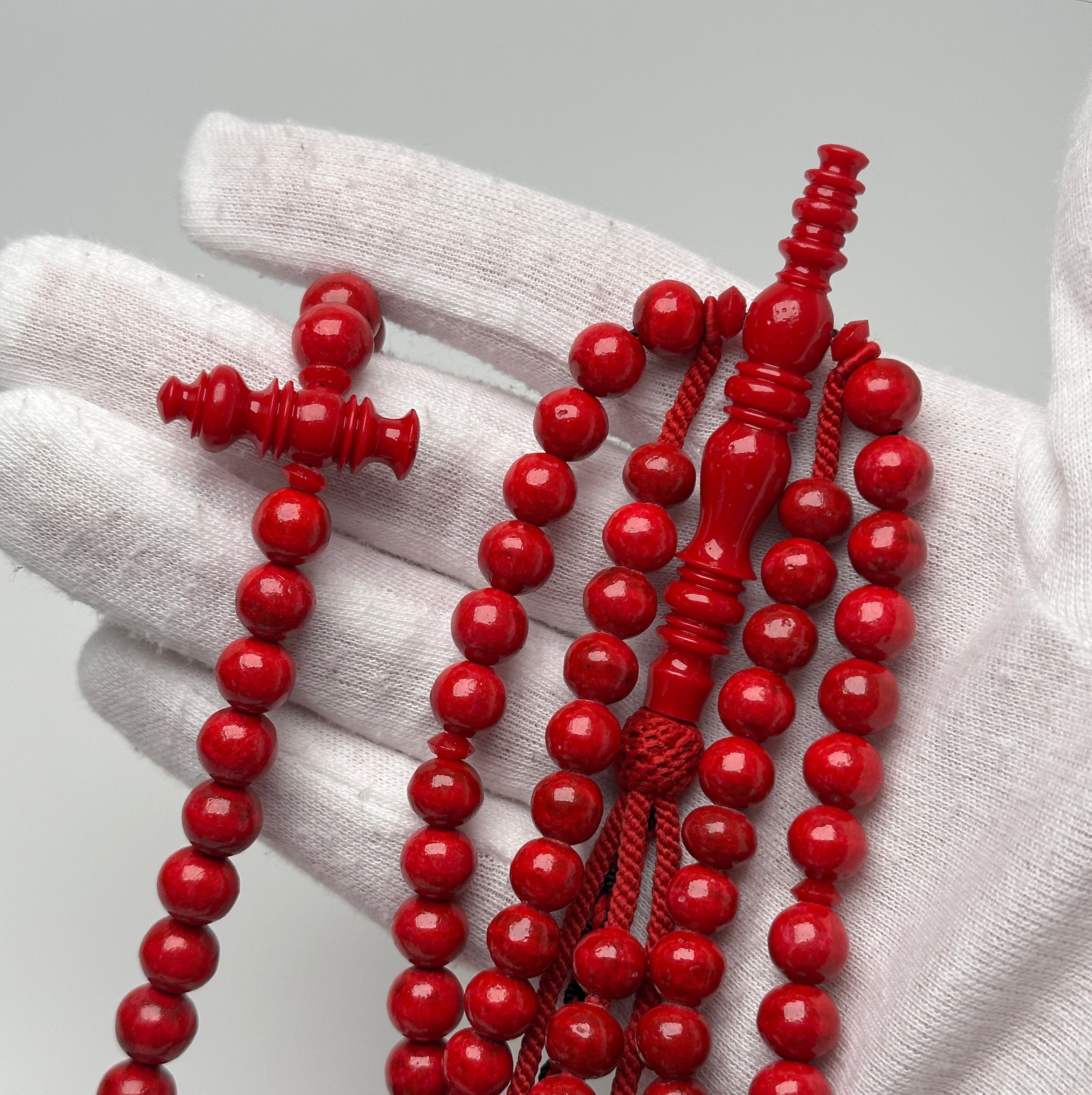 Tasbih Tijani Marjane Yusr – Corail rouge, Ficelle rouge | Kourous Artisanal
