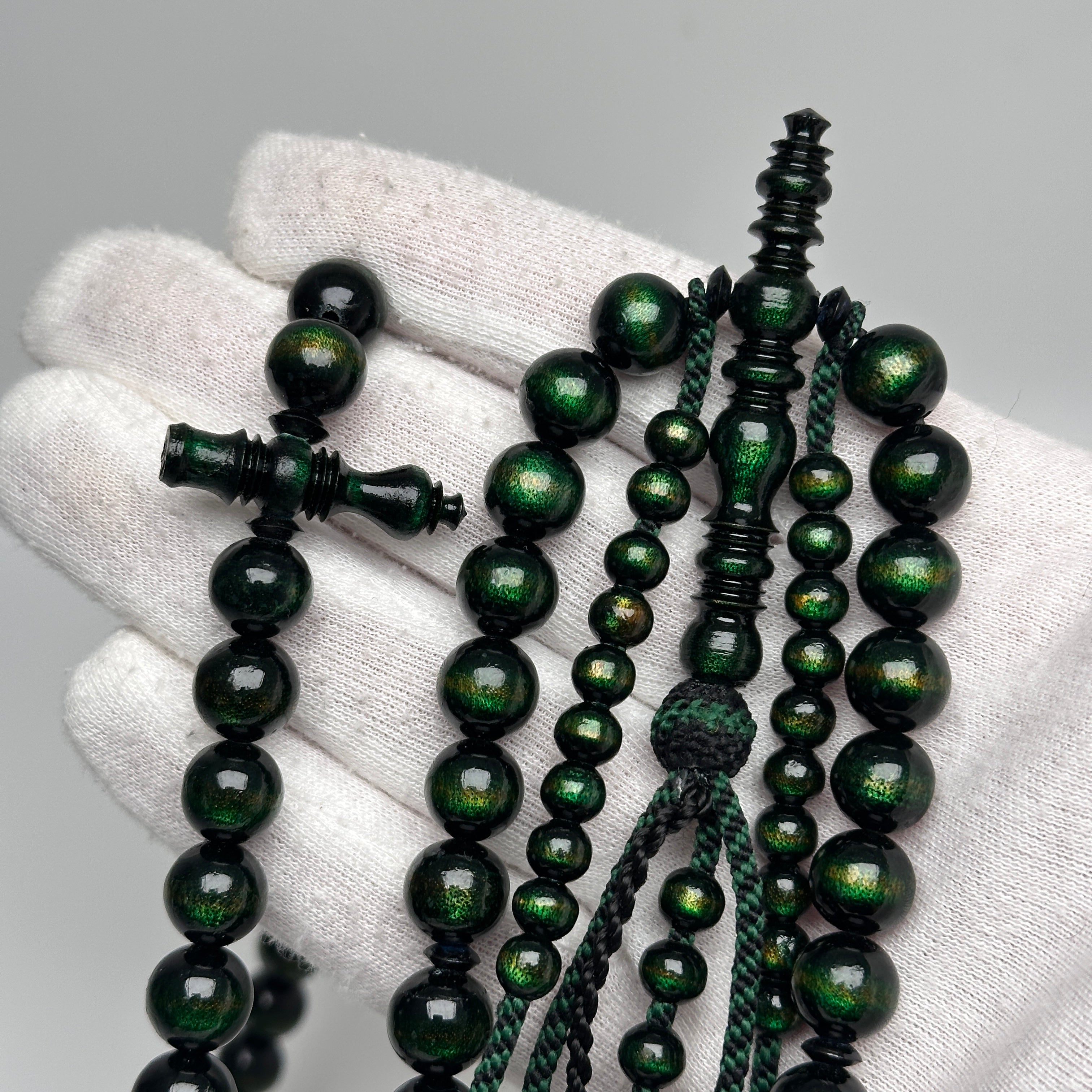 Tasbih misbah kourouss chapelet soufi subha tesbih yousrou khor marjane marjan mardiane tijani tidiane chadhili karkariya – Yusr Khor corail vert, ficelle verte et noire