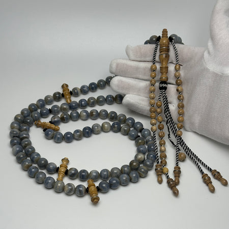 Tasbih Tijani en Yusr et Marjane 10 mm – Marjane bleu et Yusr beige | Kourous Artisanal