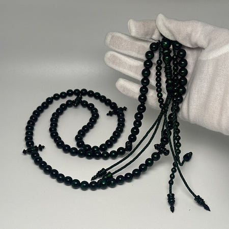Tasbih Tijani en Yusr Khor 10 mm – Corail Vert, Ficelle Verte et noire | Kourous Artisanal