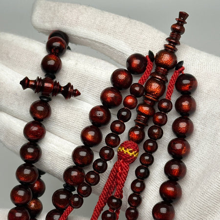 Tasbih Tijani en Yusr Khor 10 mm – Corail Rouge, Ficelle Rouge | Kourous Artisanal